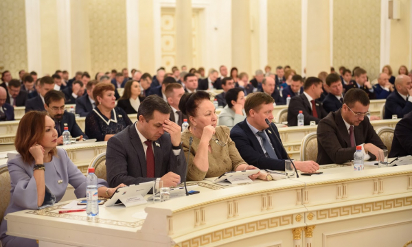 Теперь депутатам разрешено заниматься бизнесом
