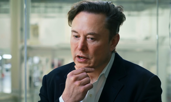 Илон Маск обеднел на 100 миллиардов долларов